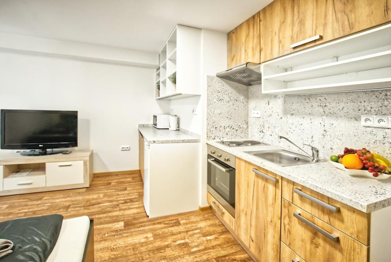 Penzion Bazen Vino Sklep U Palecku Zaječí Extérieur photo