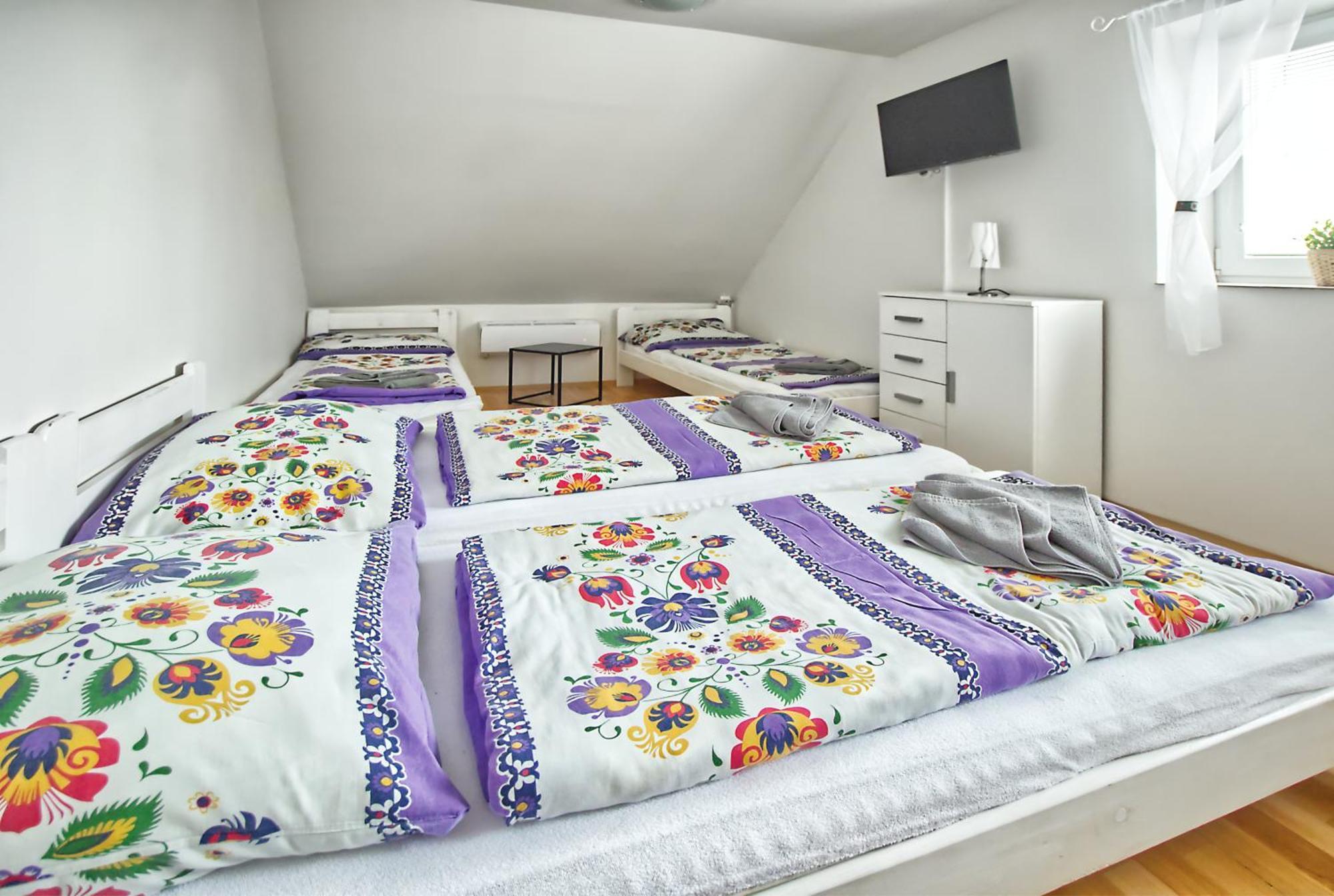 Penzion Bazen Vino Sklep U Palecku Zaječí Extérieur photo