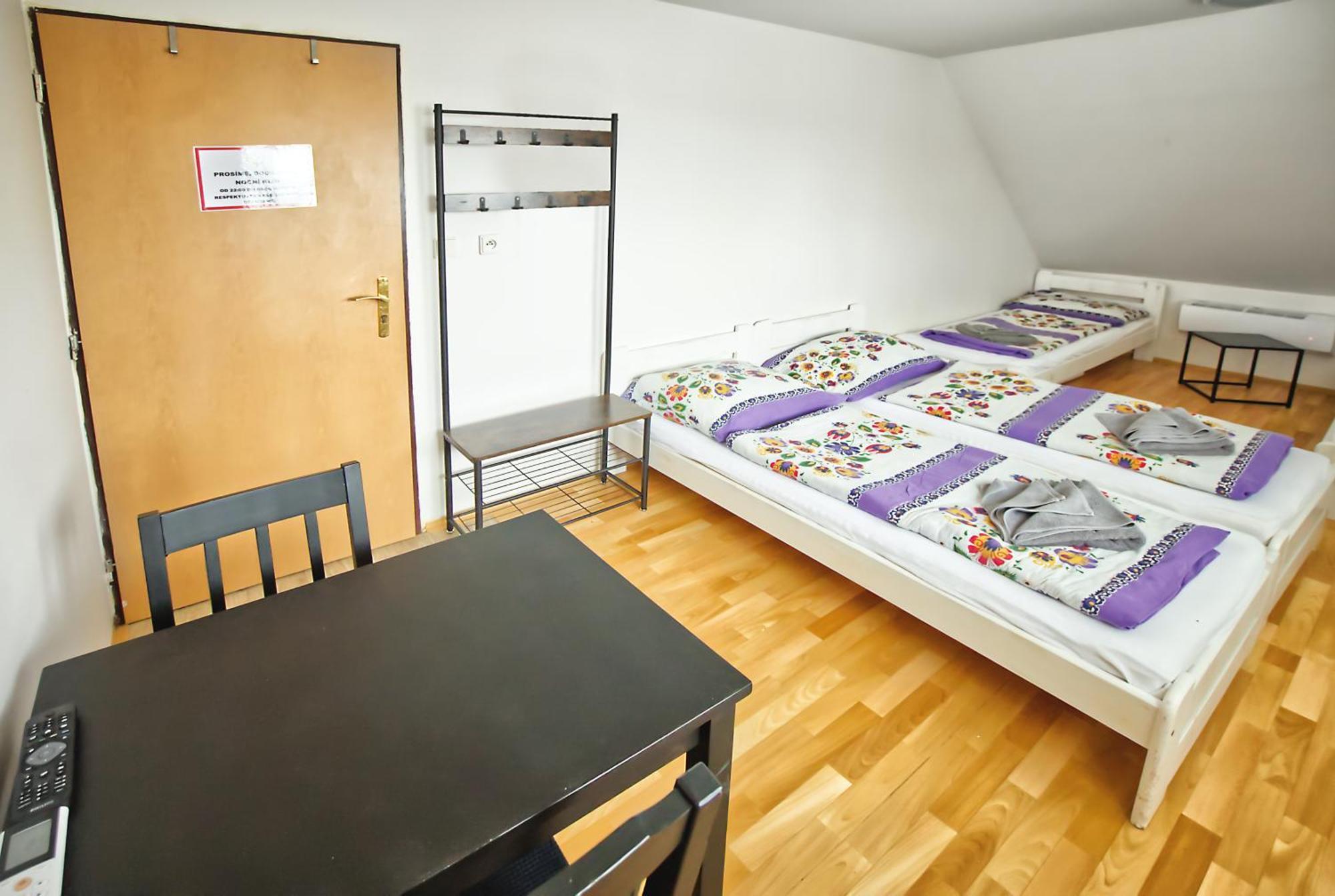 Penzion Bazen Vino Sklep U Palecku Zaječí Extérieur photo