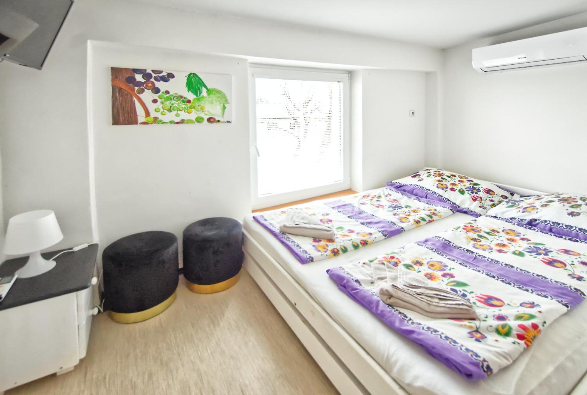 Penzion Bazen Vino Sklep U Palecku Zaječí Extérieur photo